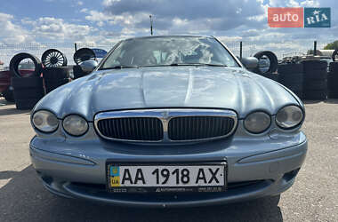 Седан Jaguar X-Type 2004 в 