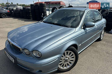 Седан Jaguar X-Type 2004 в 