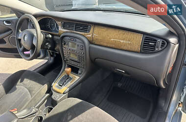 Седан Jaguar X-Type 2004 в 