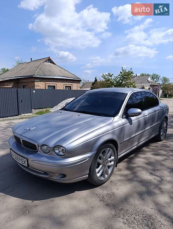 Седан Jaguar X-Type 2004 в Кропивницком