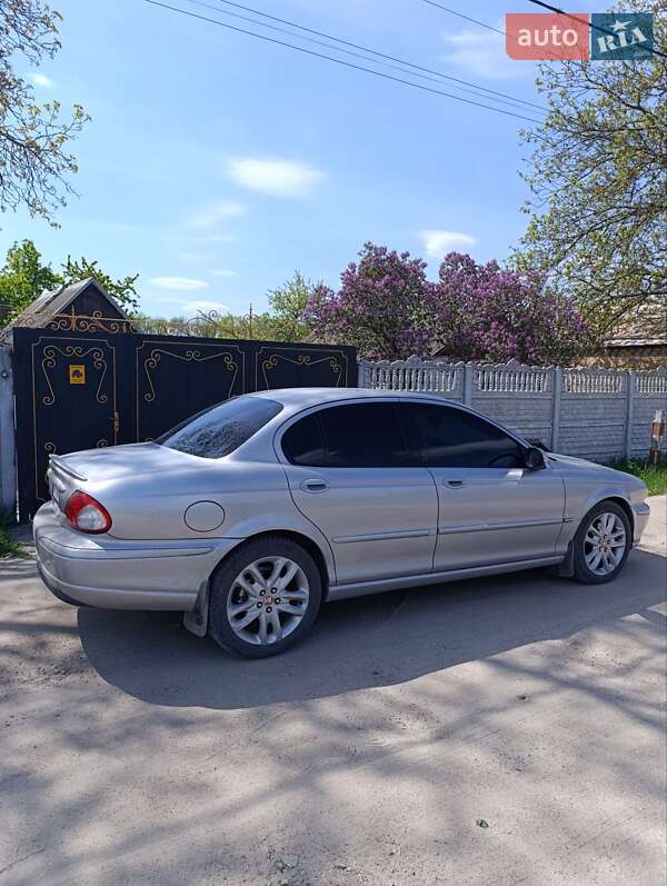 Седан Jaguar X-Type 2004 в Кропивницком