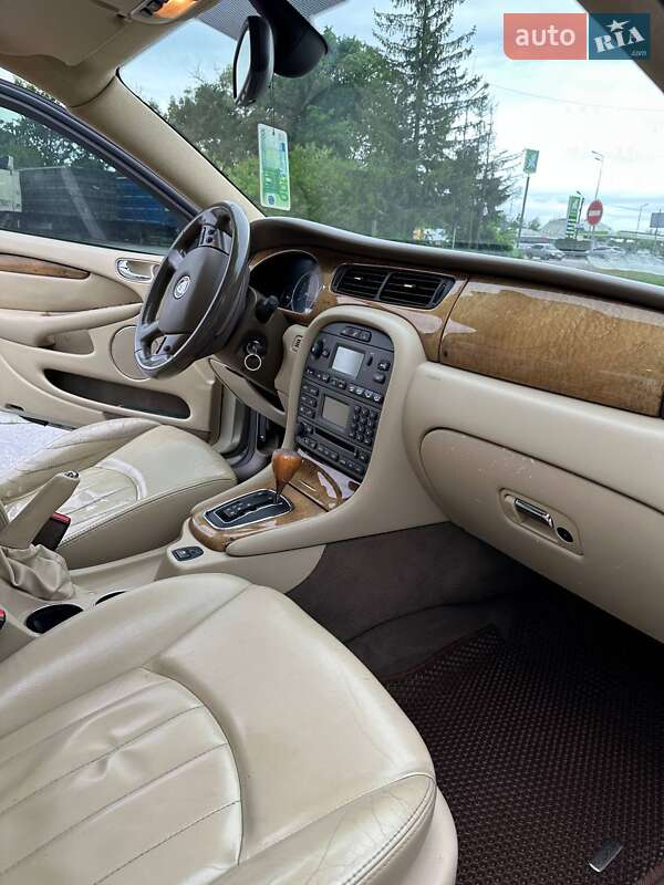 Седан Jaguar X-Type 2006 в Житомире