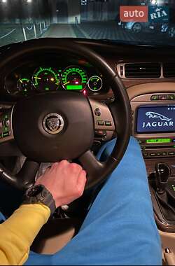 Седан Jaguar X-Type 2009 в 