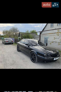 Седан Jaguar X-Type 2002 в 