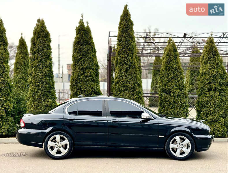 Седан Jaguar X-Type 2008 в Глевахе