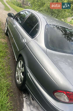 Седан Jaguar X-Type 2006 в 