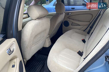 Седан Jaguar X-Type 2004 в 