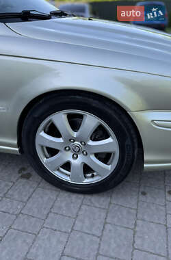 Седан Jaguar X-Type 2006 в 