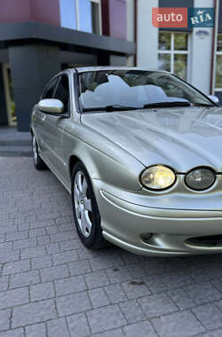 Седан Jaguar X-Type 2006 в 