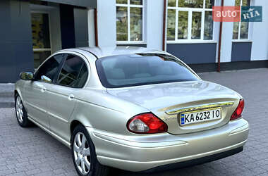 Седан Jaguar X-Type 2006 в 