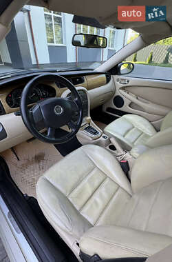 Седан Jaguar X-Type 2006 в 