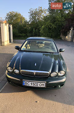Седан Jaguar X-Type 2004 в 