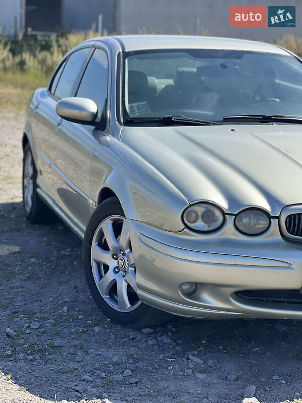 Седан Jaguar X-Type 2006 в Львові