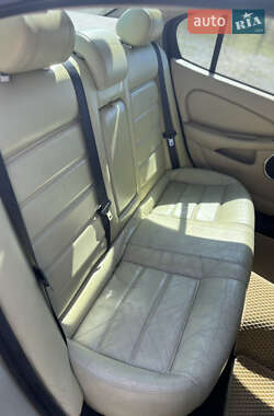 Седан Jaguar X-Type 2006 в 