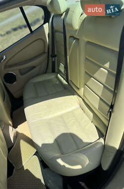 Седан Jaguar X-Type 2006 в 