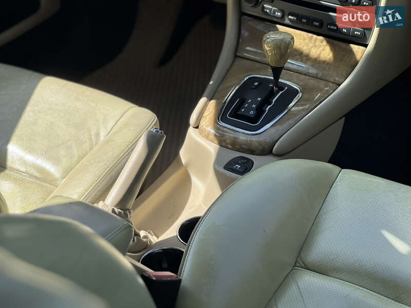 Седан Jaguar X-Type 2006 в Львові