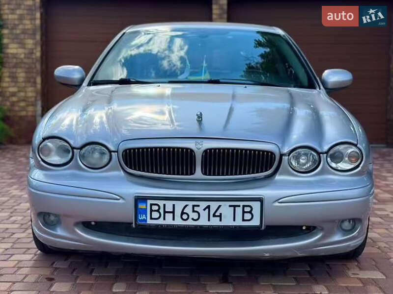 Седан Jaguar X-Type 2001 в Одесі