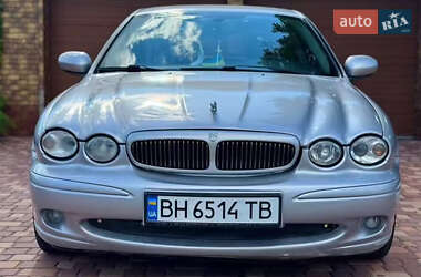 Седан Jaguar X-Type 2001 в 