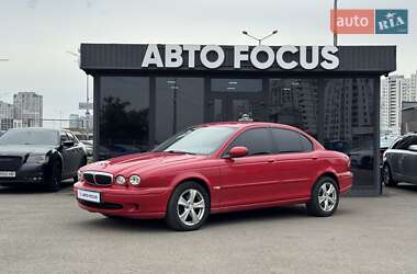 Седан Jaguar X-Type 2004 в 