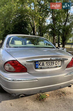 Седан Jaguar X-Type 2003 в 
