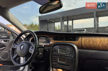 Седан Jaguar X-Type 2007 в 