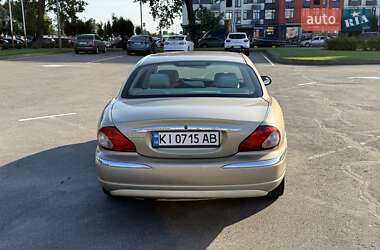 Седан Jaguar X-Type 2002 в 