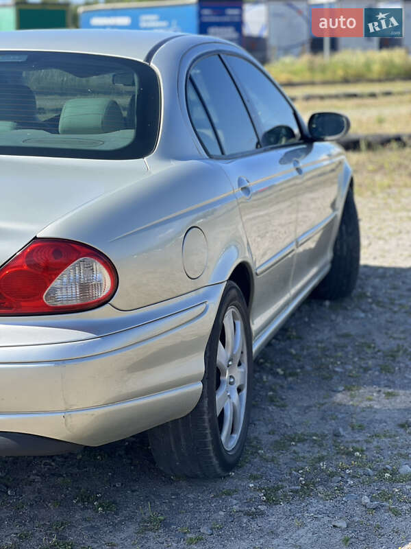 Седан Jaguar X-Type 2006 в Львове