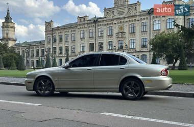Седан Jaguar X-Type 2009 в 