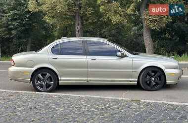 Седан Jaguar X-Type 2009 в 