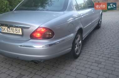 Седан Jaguar X-Type 2006 в 