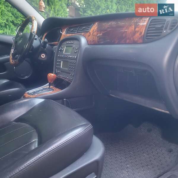 Седан Jaguar X-Type 2006 в Рівному