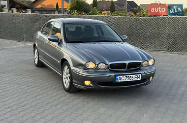 Седан Jaguar X-Type 2003 в 