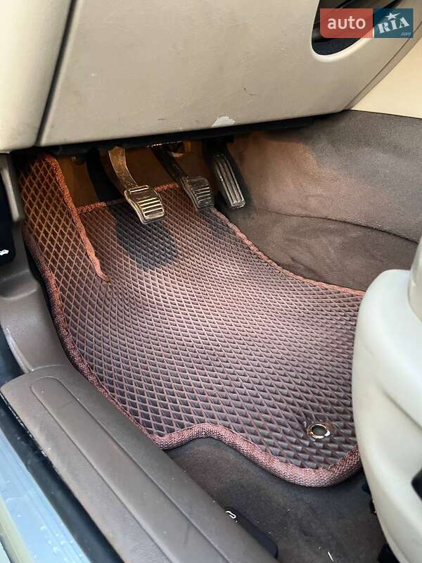 Седан Jaguar X-Type 2007 в Радехове