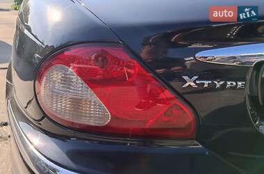 Седан Jaguar X-Type 2001 в 