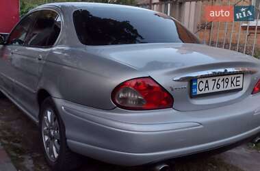 Седан Jaguar X-Type 2002 в 