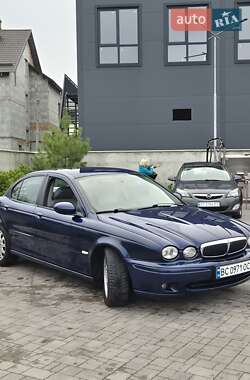 Седан Jaguar X-Type 2004 в 