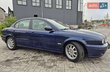 Седан Jaguar X-Type 2004 в 