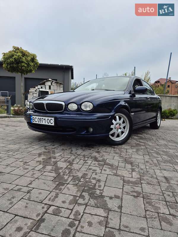 Седан Jaguar X-Type 2004 в Львове