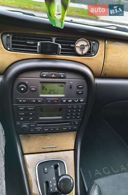 Седан Jaguar X-Type 2005 в 