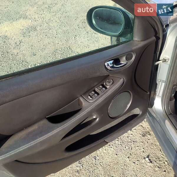 Седан Jaguar X-Type 2006 в Белгороде-Днестровском