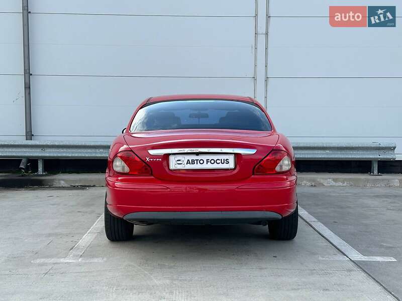 Седан Jaguar X-Type 2004 в Киеве