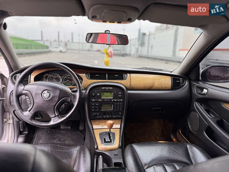 Седан Jaguar X-Type 2001 в Киеве фото 11 Седан Jaguar X-Type 2001 в Киеве