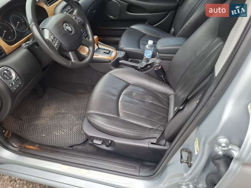 Седан Jaguar X-Type 2007 в Белой Церкви