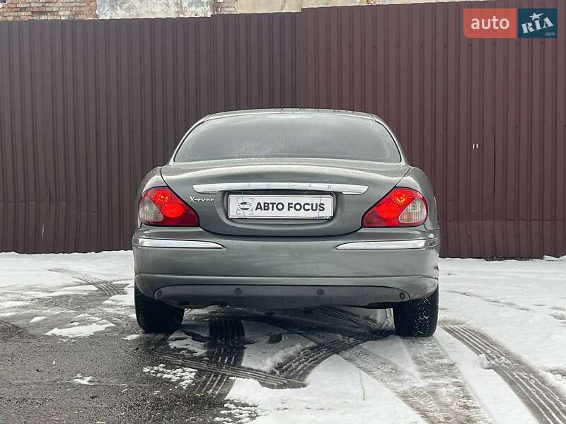 Седан Jaguar X-Type 2005 в Киеве