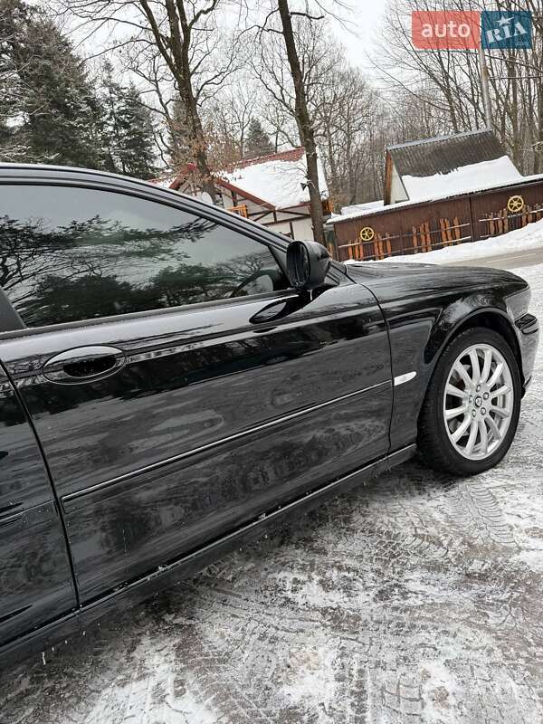 Седан Jaguar X-Type 2004 в Дрогобыче