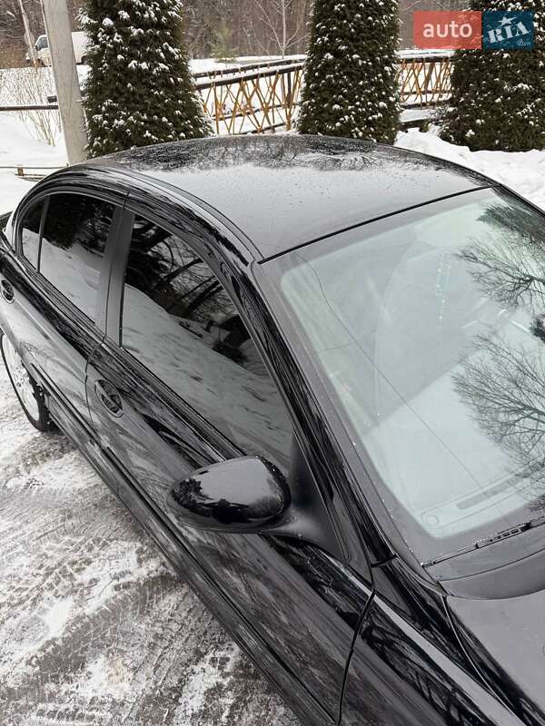 Седан Jaguar X-Type 2004 в Дрогобыче