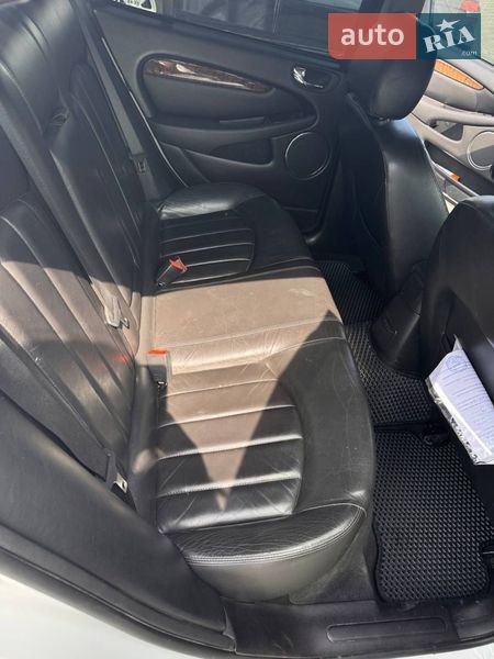 Седан Jaguar X-Type 2007 в Киеве