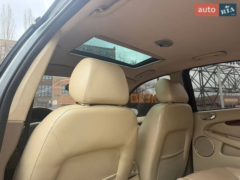 Седан Jaguar X-Type 2005 в Киеве