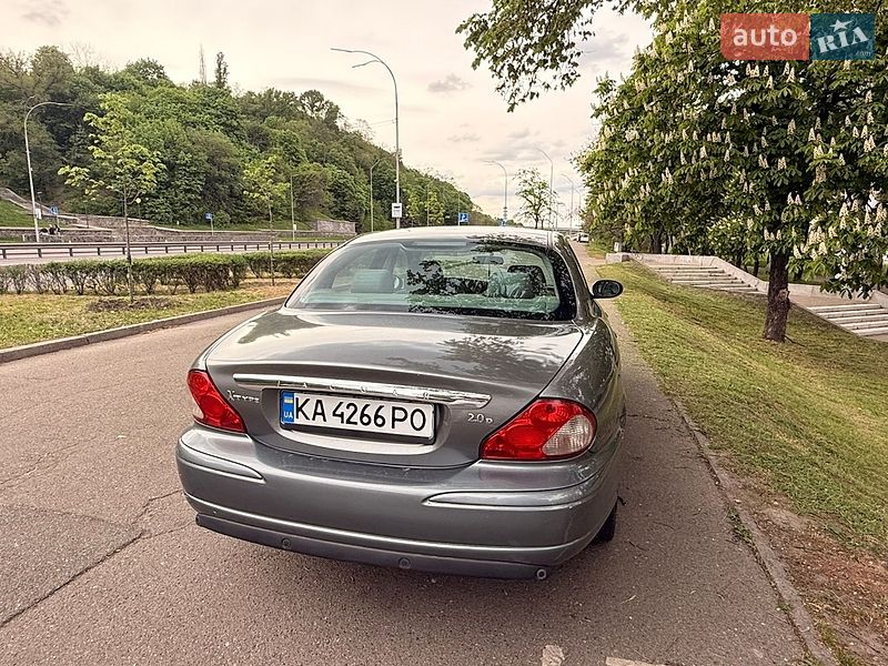 Седан Jaguar X-Type 2003 в Киеве