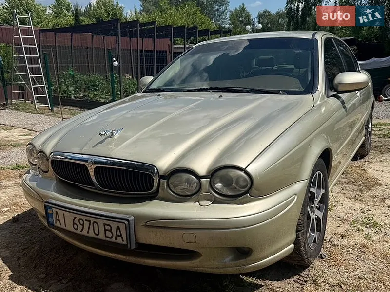 Jaguar X-Type